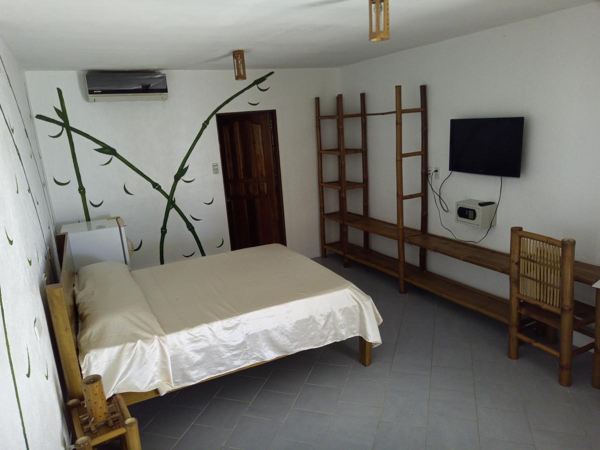Ocean Bay Beach Resort Dalaguete Bagian luar foto