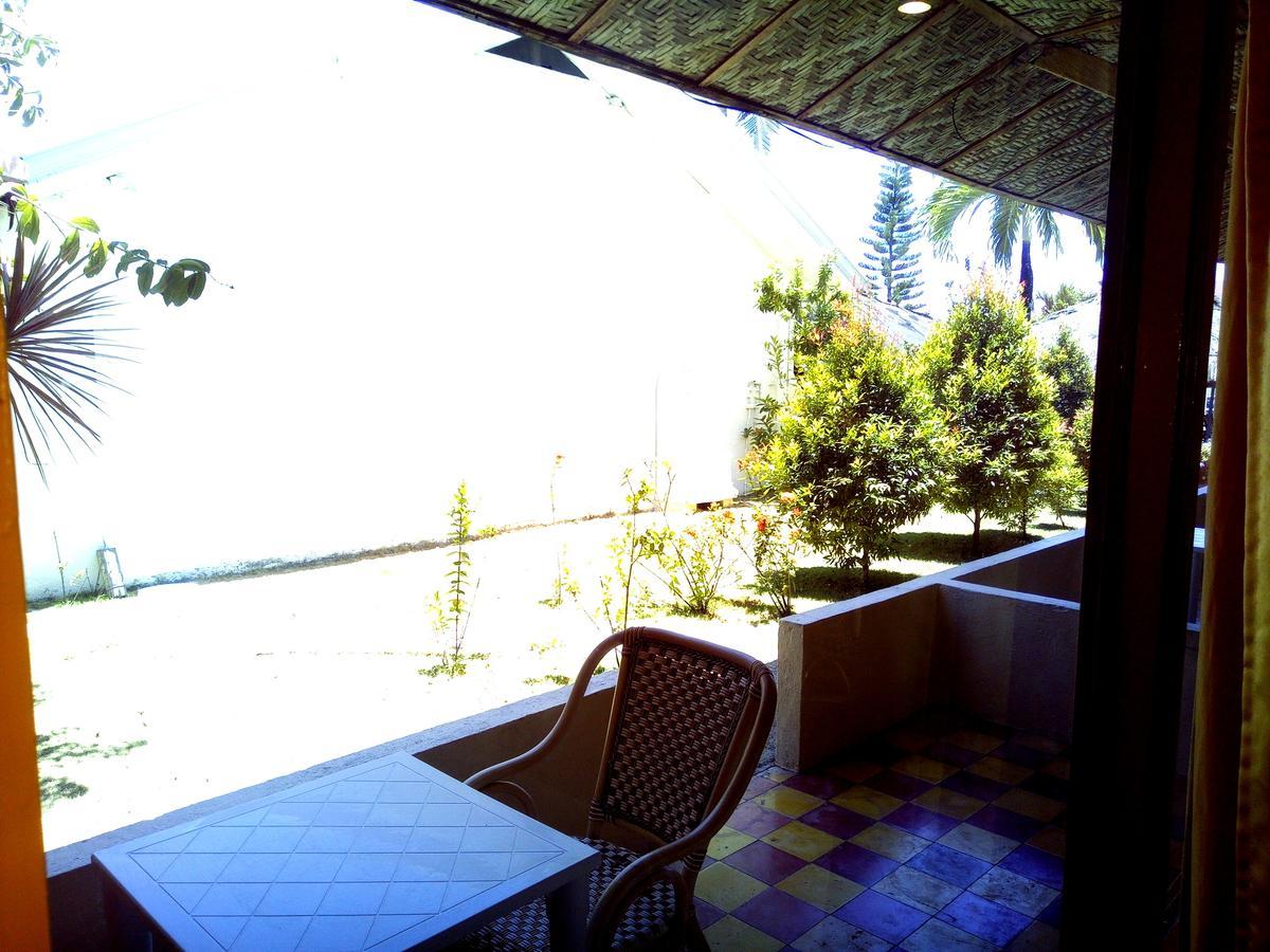 Ocean Bay Beach Resort Dalaguete Bagian luar foto